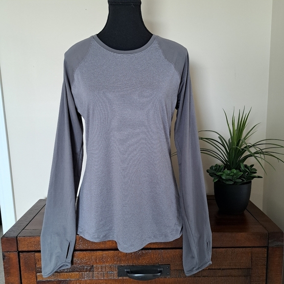 Columbia Active Top Women's Medium Grey Stripes Long Sleeved Tee - Picture 1 of 12